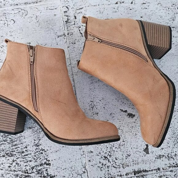 White Mountain Women Boots High Top Textile Upper Shoes Vegan Size 9M - Picture 8 of 11